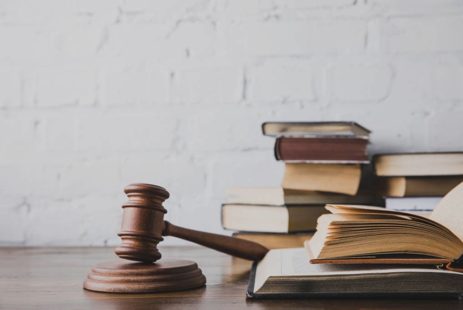 “Yalova avukat, hukuki danışmanlık ve dava süreçlerinde profesyonel destek sağlayan uzman hukuk bürosu.”